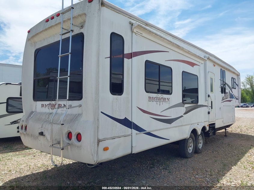 2009 Heartland Bighorn VIN 5SFGF362X9E013424 IAAI salvage auction — NORMAL WEAR, Clear-Endorsement (Wisconsin), sold $175 on 2026-07-30 (photo 4)