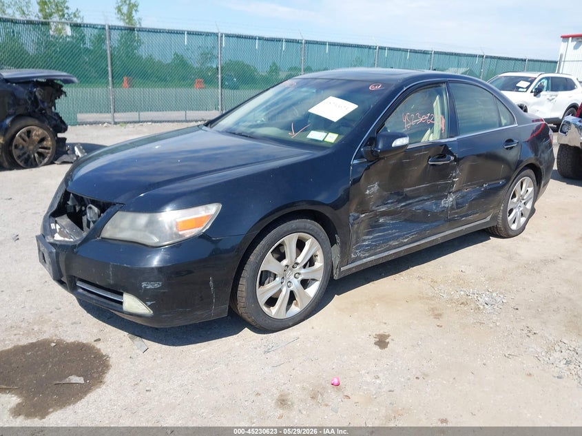 2010 Acura Rl VIN JH4KB2F60AC001111 IAAI salvage auction — SIDE, Salvage (Idaho), sold $400 on 2026-07-28 (photo 2)