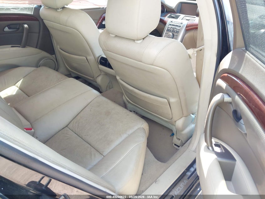 2010 Acura Rl VIN JH4KB2F60AC001111 IAAI salvage auction — SIDE, Salvage (Idaho), sold $400 on 2026-07-28 (photo 8)