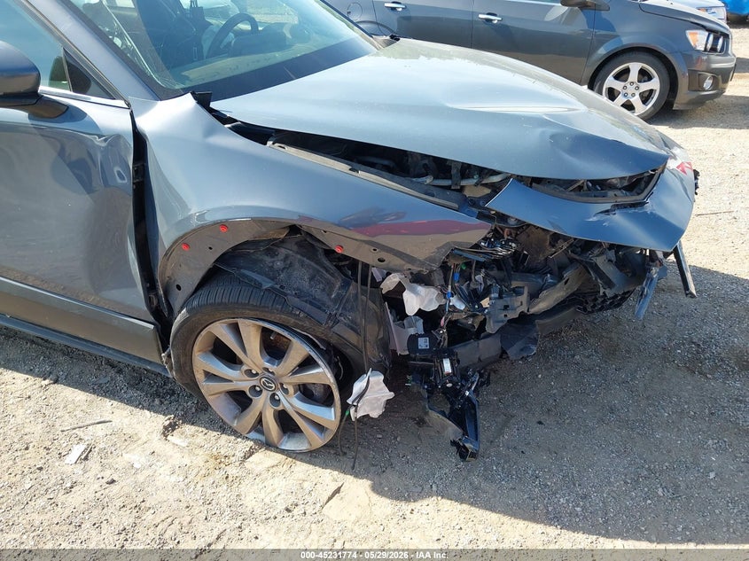 2020 Mazda Cx-30 VIN 3MVDMBEMXLM127948 IAAI salvage auction — FRONT END, Salvage Title, sold $25 on 2026-07-22 (photo 6)