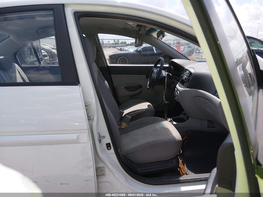 2009 Hyundai Accent VIN KMHCN46CX9U387357 IAAI salvage auction — SIDE, Original (Texas), sold $725 on 2026-07-29 (photo 5)