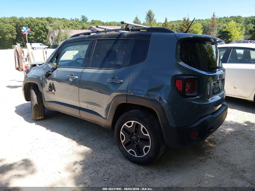 2016 Jeep Renegade VIN ZACCJBCT8GPD34227 IAAI salvage auction — ROLLOVER, Salvage Title, sold $325 on 2026-07-09 (photo 3)