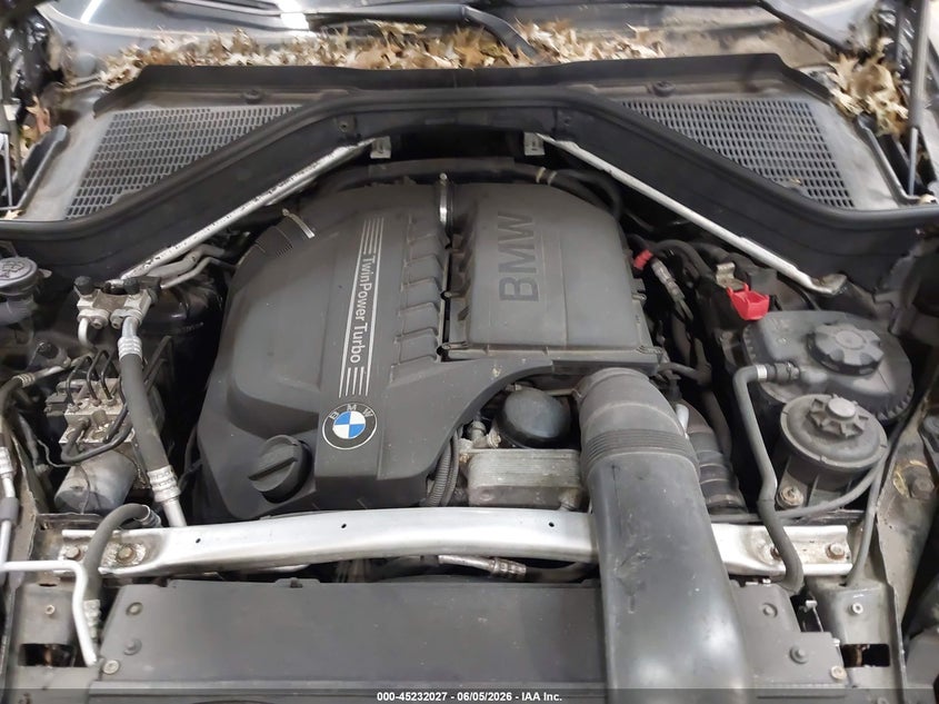 2011 BMW X5 VIN 5UXZV4C57BL739938 IAAI salvage auction — NORMAL WEAR, Clear (Pennsylvania), sold $225 on 2026-07-09 (photo 6)