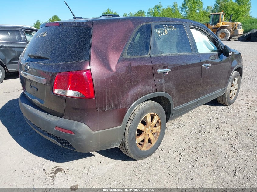 2011 Kia Sorento VIN 5XYKT3A19BG005090 IAAI salvage auction — ROLLOVER, Mv-907A (New York), sold $925 on 2026-07-09 (photo 4)