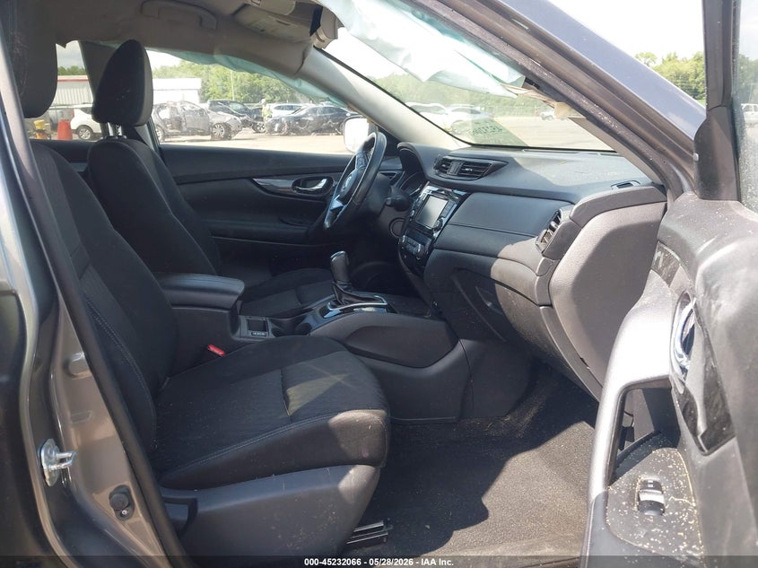 2018 Nissan Rogue VIN KNMAT2MT8JP533248 IAAI salvage auction — ROLLOVER, Salvage Title, sold $625 on 2026-07-22 (photo 5)