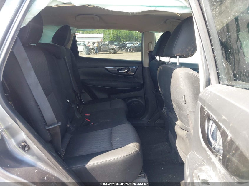 2018 Nissan Rogue VIN KNMAT2MT8JP533248 IAAI salvage auction — ROLLOVER, Salvage Title, sold $625 on 2026-07-22 (photo 8)
