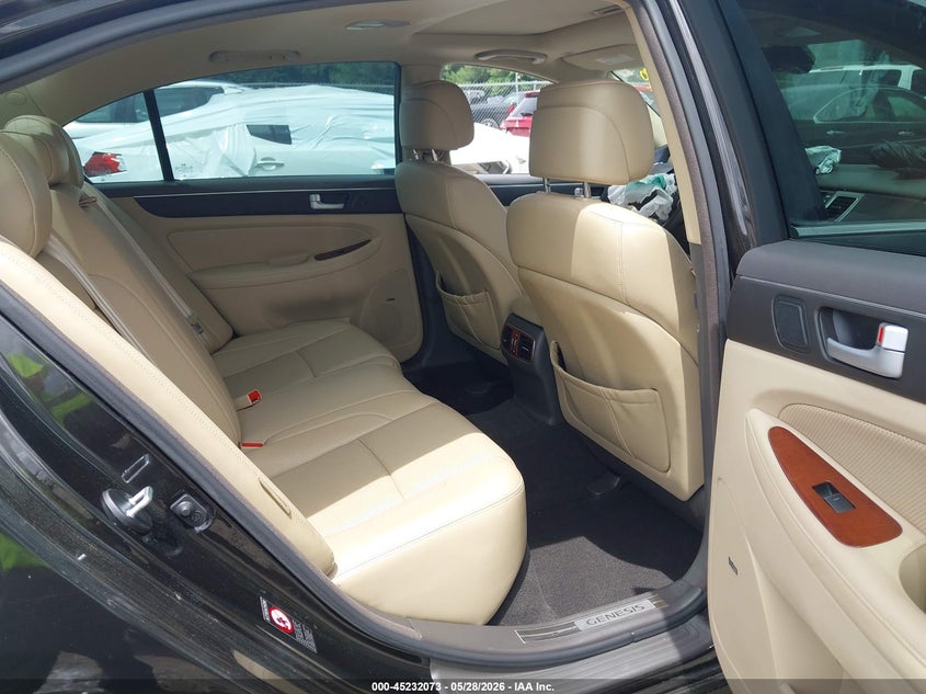 2014 Hyundai Genesis VIN KMHGC4DD0EU264308 IAAI salvage auction — FRONT END, Salvage Title, sold $500 on 2026-07-08 (photo 8)