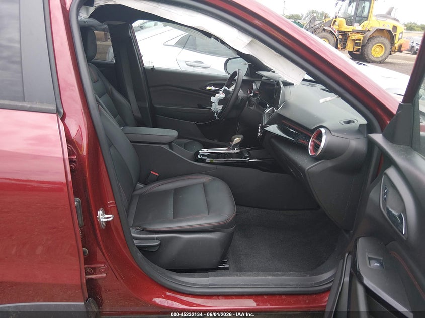 2024 Chevrolet Trax VIN KL77LJE2XRC055988 IAAI salvage auction — LEFT FRONT, Salvage (Ohio), sold $5,400 on 2026-07-29 (photo 5)