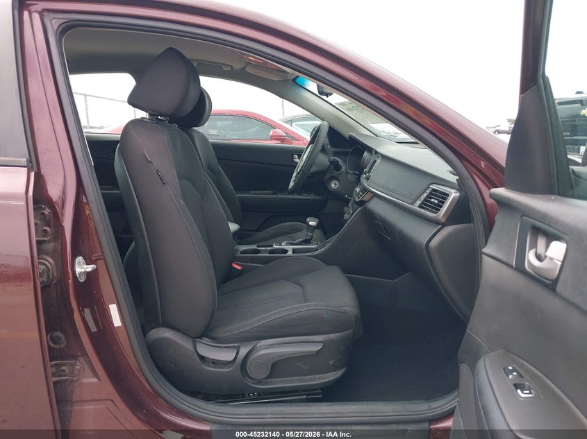 2017 Kia Optima VIN 5XXGT4L37HG122156 IAAI salvage auction — RIGHT FRONT, Original (Texas), sold $2,150 on 2026-07-30 (photo 5)