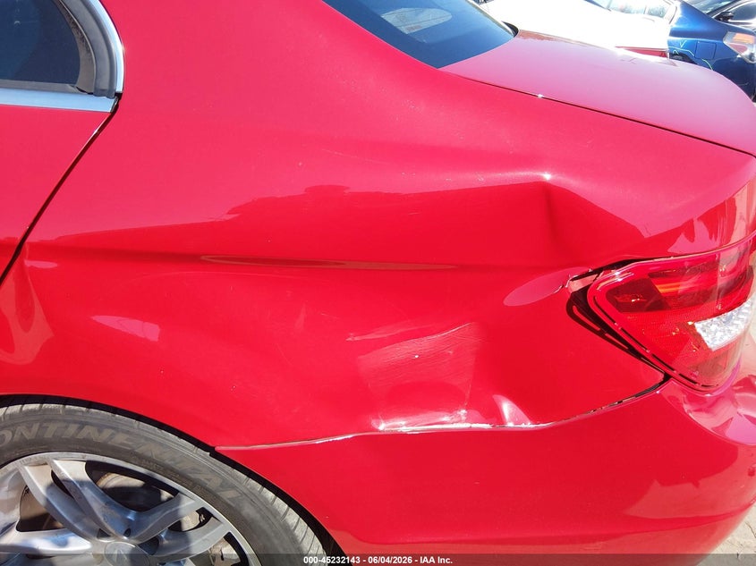 2014 Mercedes-benz C-klasse VIN WDDGF4HB9ER314393 IAAI salvage auction — REAR END, Salvage Title, sold $1,250 on 2026-07-23 (photo 6)