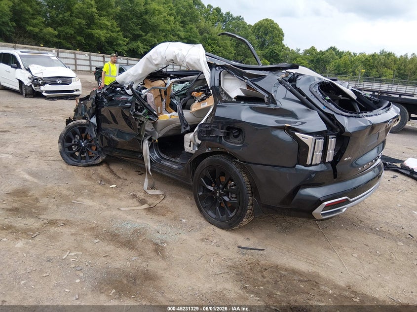 2021 Kia Sorento VIN 5XYRKDLF9MG052106 IAAI salvage auction — ROLLOVER, Salvage Title, sold $1,050 on 2026-07-15 (photo 3)