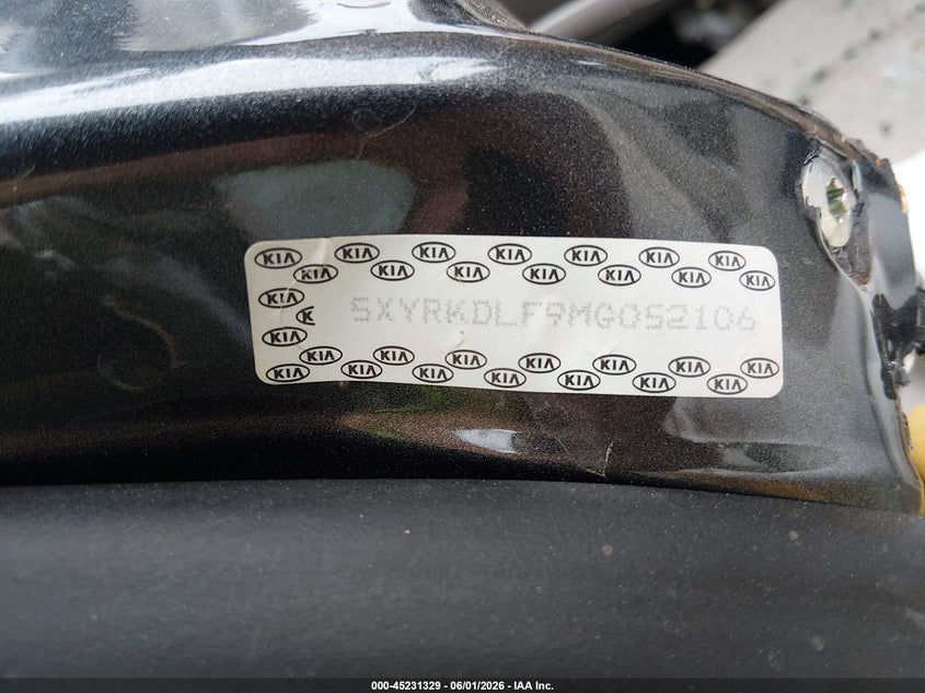 2021 Kia Sorento VIN 5XYRKDLF9MG052106 IAAI salvage auction — ROLLOVER, Salvage Title, sold $1,050 on 2026-07-15 (photo 9)