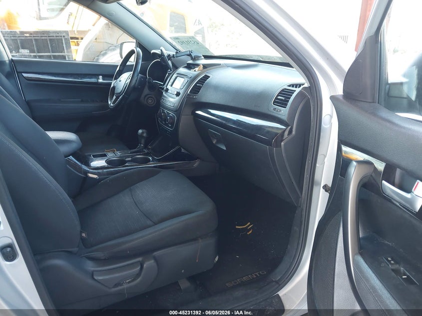 2015 Kia Sorento VIN 5XYKT4A70FG558503 IAAI salvage auction — FRONT END, Salvage Title, sold $2,000 on 2026-07-07 (photo 5)