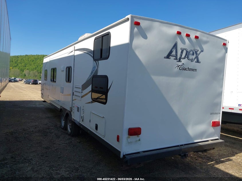 2013 Coachmen Apex VIN 5ZT2CXVB2DA002933 IAAI salvage auction — ROOF, Salvage (Pennsylvania), sold $25 on 2026-07-23 (photo 3)