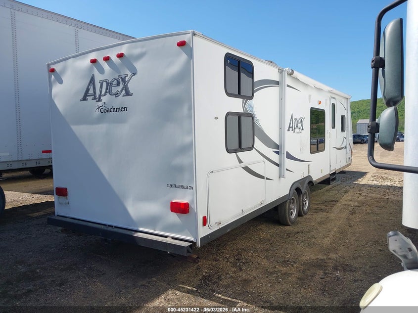 2013 Coachmen Apex VIN 5ZT2CXVB2DA002933 IAAI salvage auction — ROOF, Salvage (Pennsylvania), sold $25 on 2026-07-23 (photo 4)