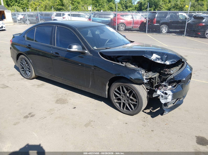 2013 BMW 3er VIN WBA3B5C57DF138646 IAAI salvage auction — RIGHT FRONT, Salvage Title, sold $650 on 2026-07-16 (photo 1)