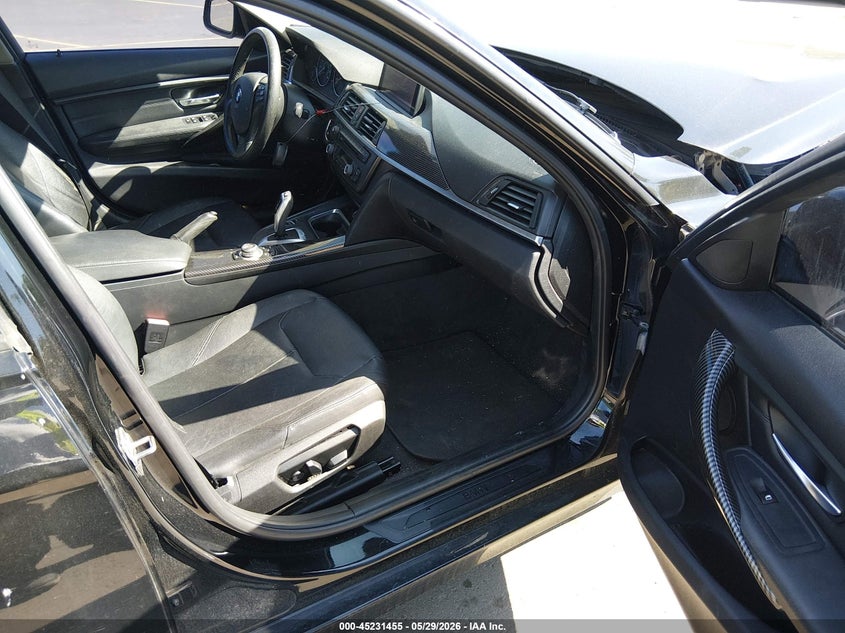 2013 BMW 3er VIN WBA3B5C57DF138646 IAAI salvage auction — RIGHT FRONT, Salvage Title, sold $650 on 2026-07-16 (photo 5)