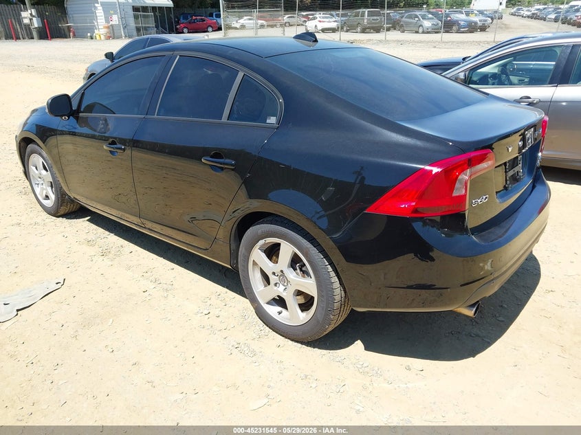 2013 Volvo S60 VIN YV1612FH3D2188663 IAAI salvage auction — NORMAL WEAR, Clear (Virginia), sold $550 on 2026-07-13 (photo 3)