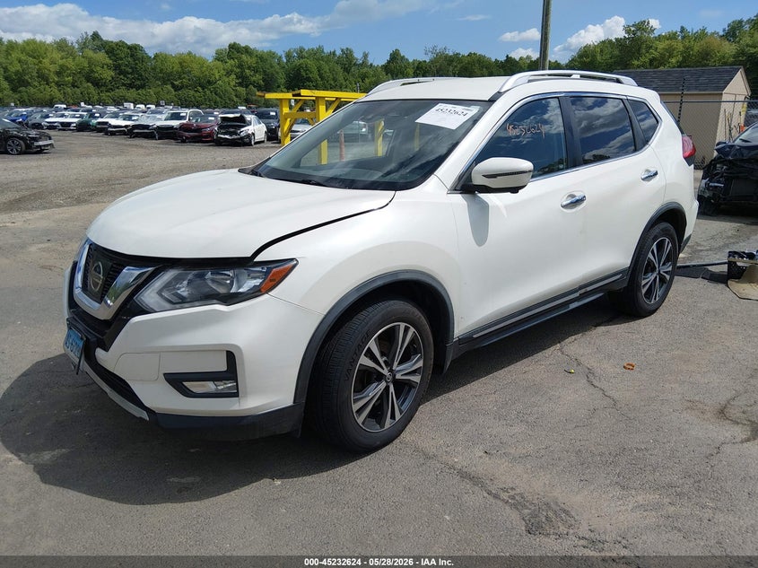 2017 Nissan Rogue VIN JN8AT2MVXHW273957 IAAI salvage auction — RIGHT SIDE, Salvage (Connecticut), sold $625 on 2026-07-14 (photo 2)