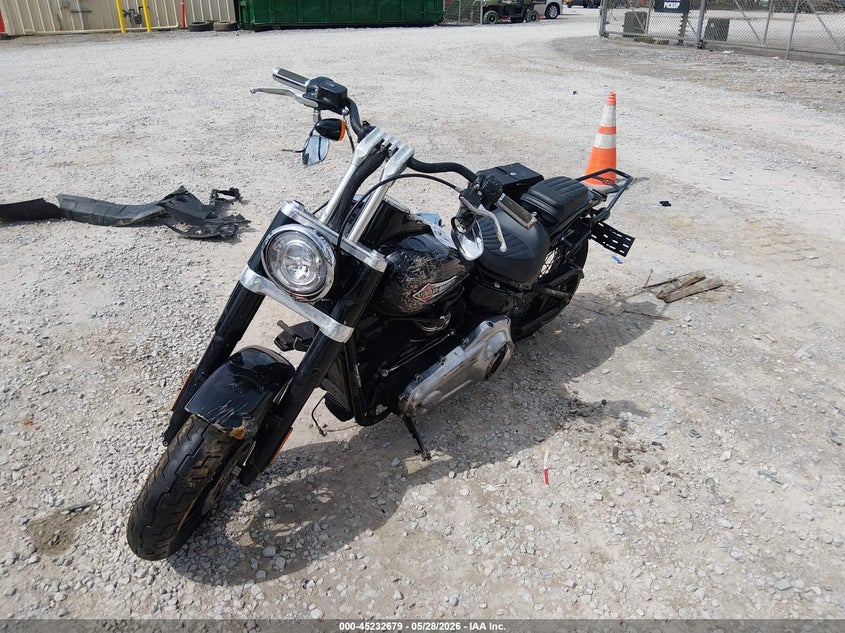 2021 Harley-davidson VIN 1HD1YDJ13MB068880 IAAI salvage auction — LEFT SIDE, Salvage Title, sold $200 on 2026-07-28 (photo 2)