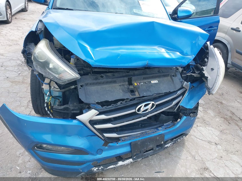 2017 Hyundai Tucson VIN KM8J33A42HU424777 IAAI salvage auction — FRONT END, Salvage (Texas), sold $1,300 on 2026-07-29 (photo 6)