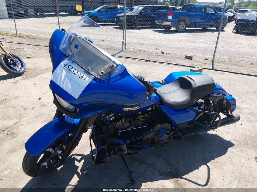 2024 Harley-davidson Street glide VIN 1HD1KB719RB621424 IAAI salvage auction — LEFT FRONT, Salvage (West Virginia), sold $10,300 on 2026-09-03 (photo 2)