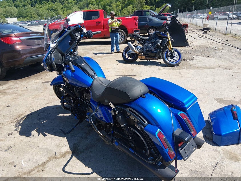 2024 Harley-davidson Street glide VIN 1HD1KB719RB621424 IAAI salvage auction — LEFT FRONT, Salvage (West Virginia), sold $10,300 on 2026-09-03 (photo 3)