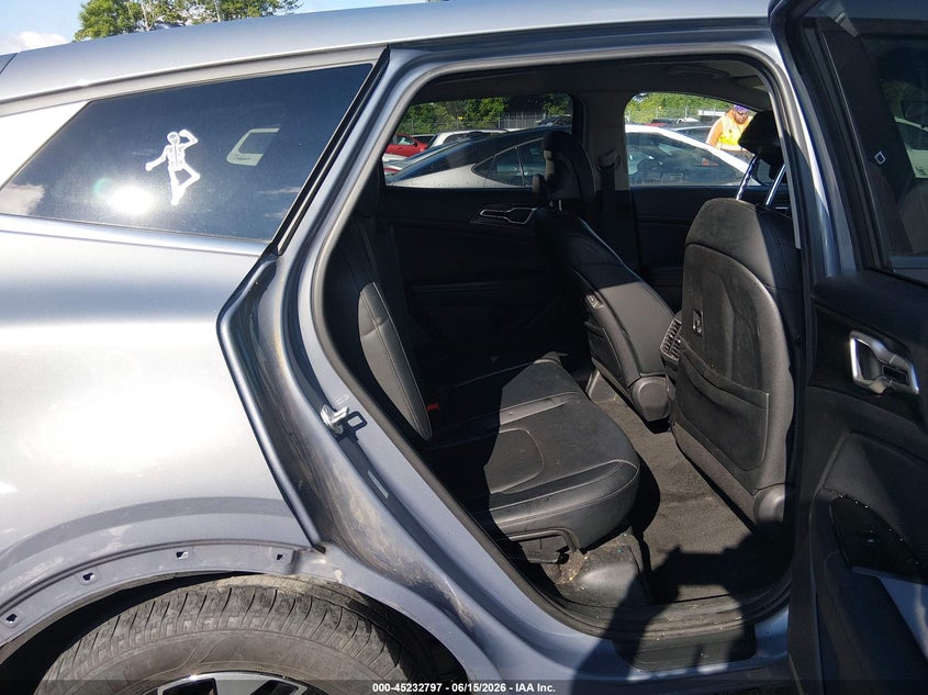 2023 Kia Sportage VIN 5XYK33AF9PG095084 IAAI salvage auction — FRONT END, Salvage (West Virginia), sold $4,750 on 2026-07-22 (photo 8)