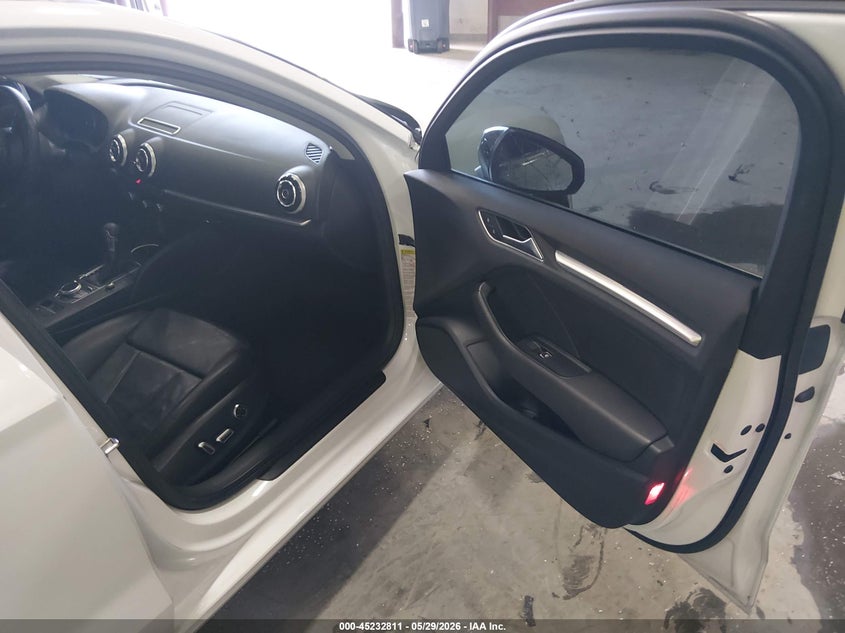 2015 Audi A3 VIN WAUCCGFF2F1010215 IAAI salvage auction — RIGHT SIDE, Salvage (Idaho), sold $2,100 on 2026-07-31 (photo 5)