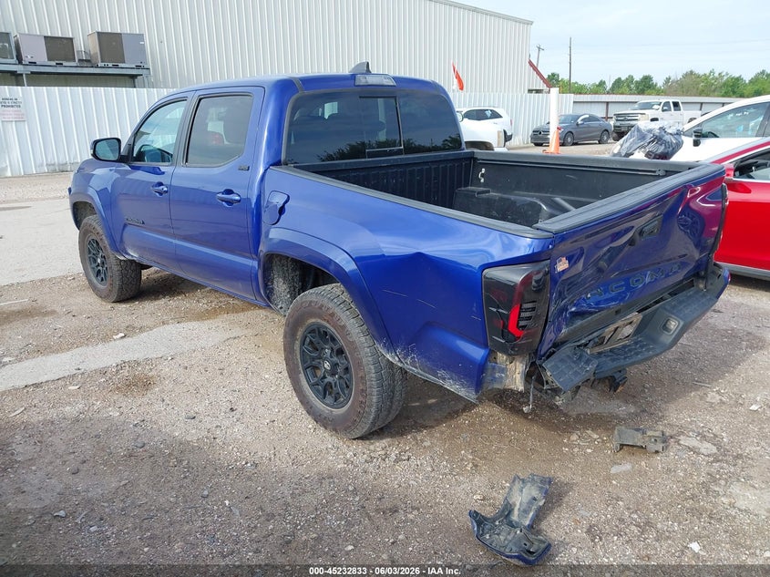 2022 Toyota Tacoma VIN 3TMCZ5AN2NM507934 IAAI salvage auction — FRONT & REAR, Original (Texas), sold $10,500 on 2026-07-30 (photo 3)