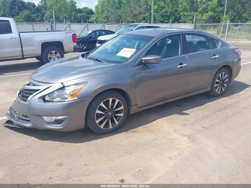 2014 Nissan Altima VIN 1N4AL3AP3EN357598 IAAI salvage auction — RIGHT FRONT, Salvage Title, sold $450 on 2026-07-29 (photo 2)