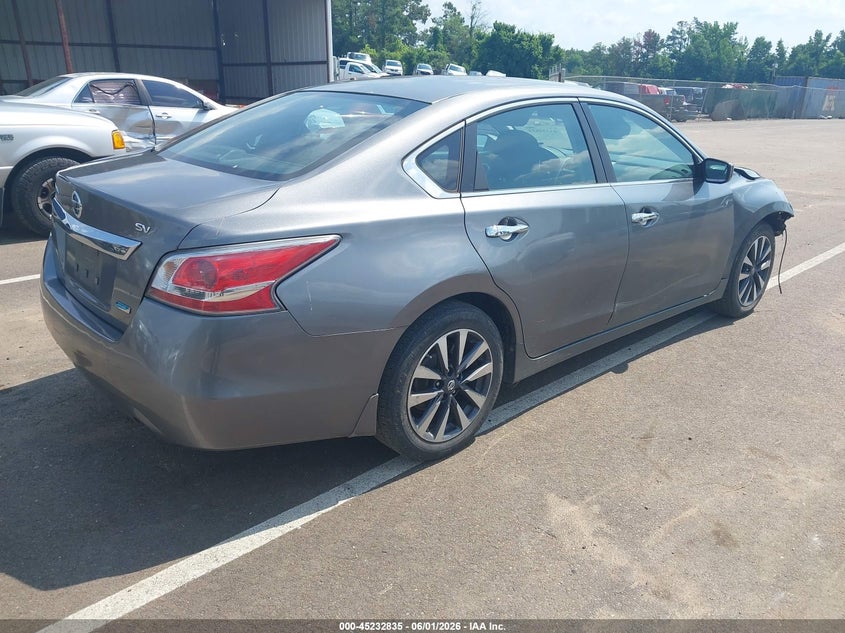2014 Nissan Altima VIN 1N4AL3AP3EN357598 IAAI salvage auction — RIGHT FRONT, Salvage Title, sold $450 on 2026-07-29 (photo 4)