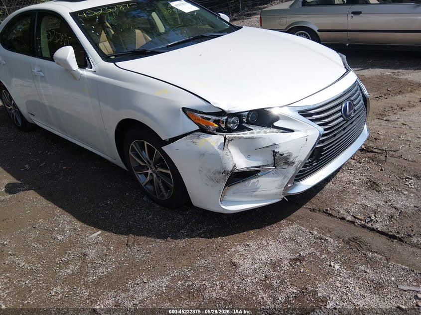 2017 Lexus ES VIN JTHBW1GGXH2145481 IAAI salvage auction — RIGHT FRONT, Clear (Indiana), sold $10,950 on 2026-07-15 (photo 6)