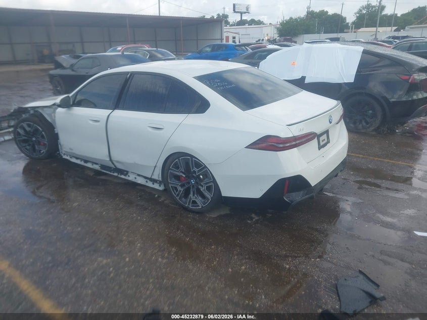 2026 BMW I5 VIN WBY63HG04TCW15044 IAAI salvage auction — FRONT END, Salvage Title, sold $26,650 on 2026-08-17 (photo 3)