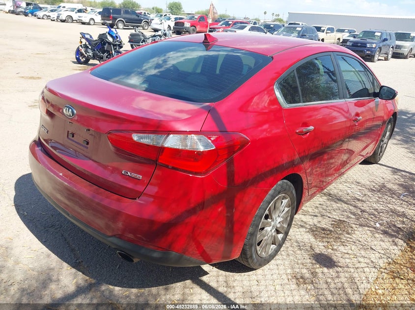 2014 Kia Forte VIN KNAFX4A86E5050281 IAAI salvage auction — REAR END, Salvage Title, sold $975 on 2026-07-16 (photo 4)