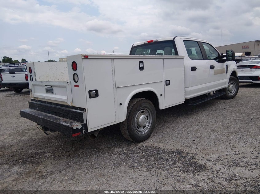 2017 Ford F-250 VIN 1FD7W2A62HED72770 IAAI salvage auction — NORMAL WEAR, SF97 (Oklahoma), sold $12,575 on 2026-07-09 (photo 4)