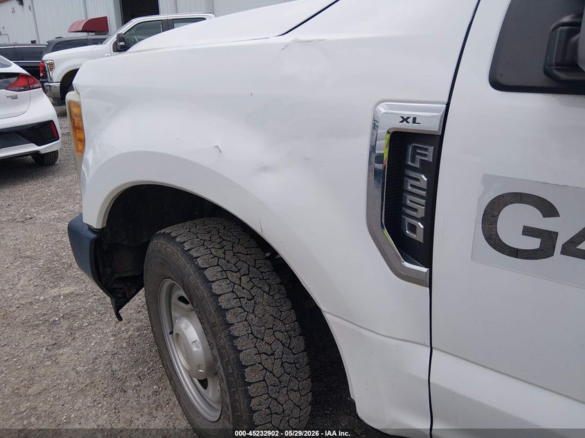 2017 Ford F-250 VIN 1FD7W2A62HED72770 IAAI salvage auction — NORMAL WEAR, SF97 (Oklahoma), sold $12,575 on 2026-07-09 (photo 6)
