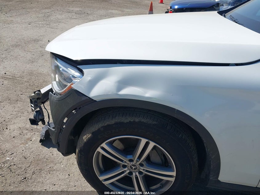 2021 Mercedes-benz Glc VIN W1N0G8EB2MF876178 IAAI salvage auction — THEFT, Salvage Title, sold $6,200 on 2026-07-28 (photo 6)