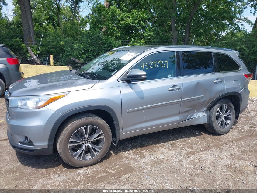 2016 Toyota Highlander VIN 5TDJKRFH5GS274589 IAAI salvage auction — LEFT SIDE, Clear (Indiana), sold $11,550 on 2026-07-08 (photo 6)