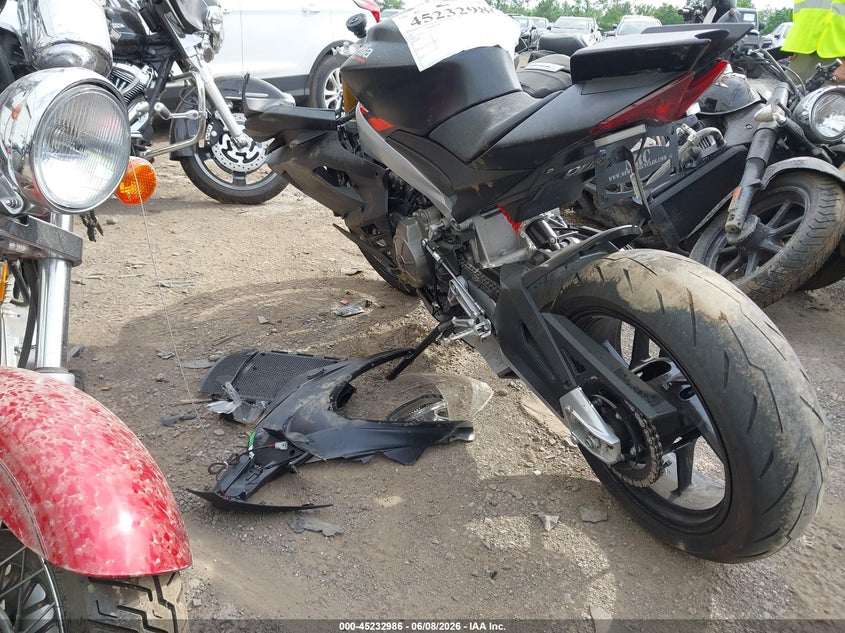 2025 Aprilia Rs VIN ZD4KSUG04SS003625 IAAI salvage auction — FRONT END, Salvage Title, sold $275 on 2026-07-28 (photo 3)