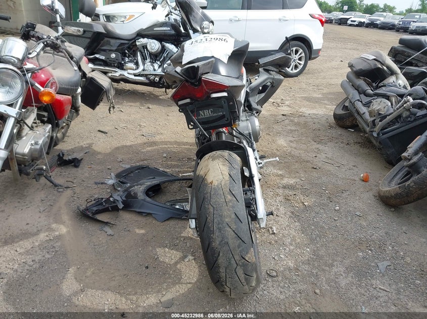 2025 Aprilia Rs VIN ZD4KSUG04SS003625 IAAI salvage auction — FRONT END, Salvage Title, sold $275 on 2026-07-28 (photo 6)