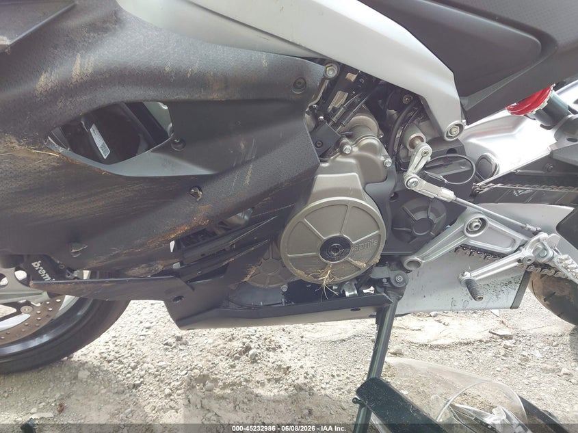 2025 Aprilia Rs VIN ZD4KSUG04SS003625 IAAI salvage auction — FRONT END, Salvage Title, sold $275 on 2026-07-28 (photo 9)