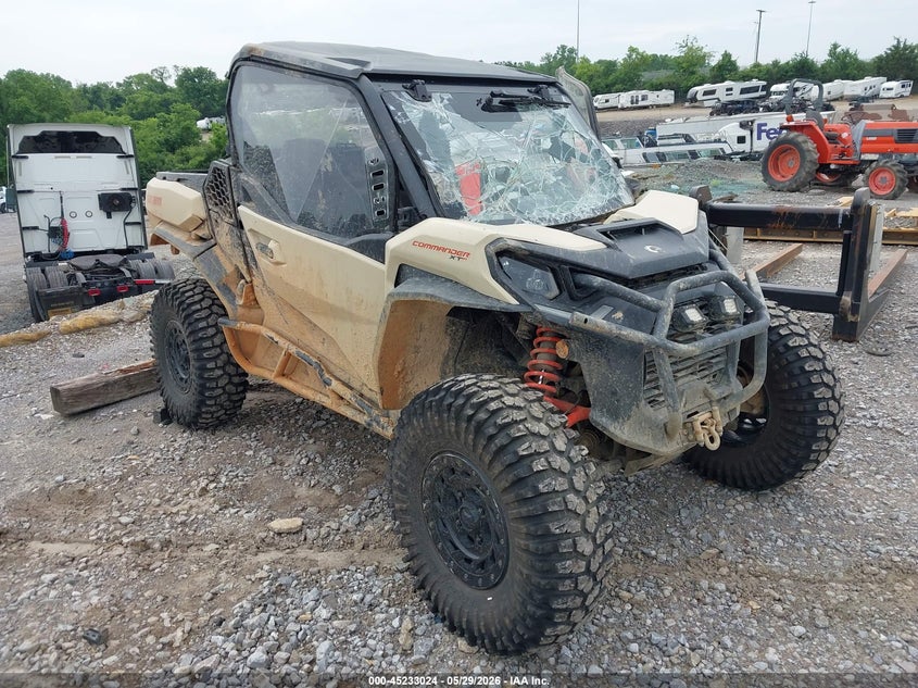 2023 Can-am/ brp Commander VIN 3JBAKAX25PE000186 IAAI salvage auction — FRONT END, Wait Title, sold $4,150 on 2026-08-19 (photo 1)