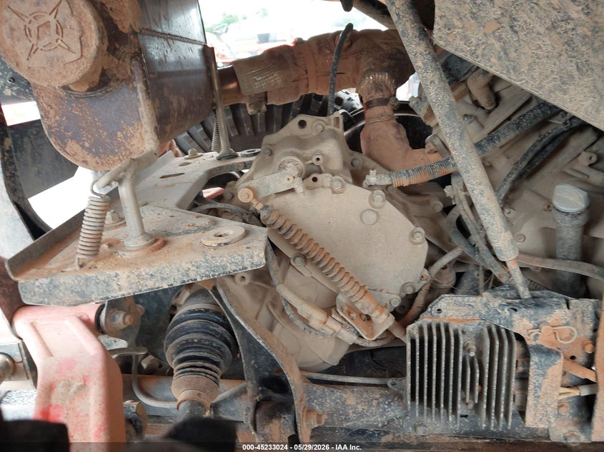 2023 Can-am/ brp Commander VIN 3JBAKAX25PE000186 IAAI salvage auction — FRONT END, Wait Title, sold $4,150 on 2026-08-19 (photo 8)