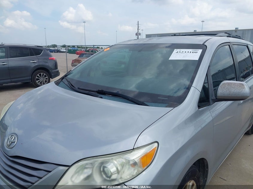 2015 Toyota Sienna VIN 5TDYK3DC4FS585447 IAAI salvage auction — HAIL, Original (Texas), sold $3,150 on 2026-07-09 (photo 6)