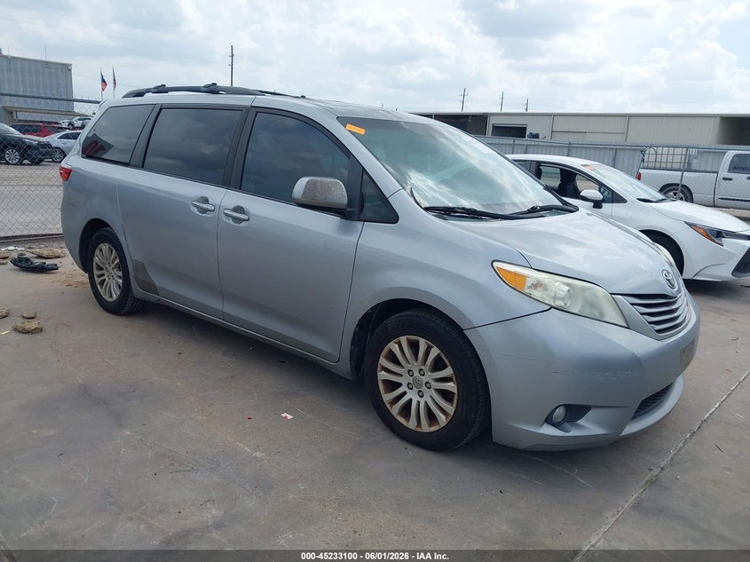 2015 Toyota Sienna VIN 5TDYK3DC4FS585447 IAAI salvage auction — HAIL, Original (Texas), sold $3,150 on 2026-07-09 (photo 1)