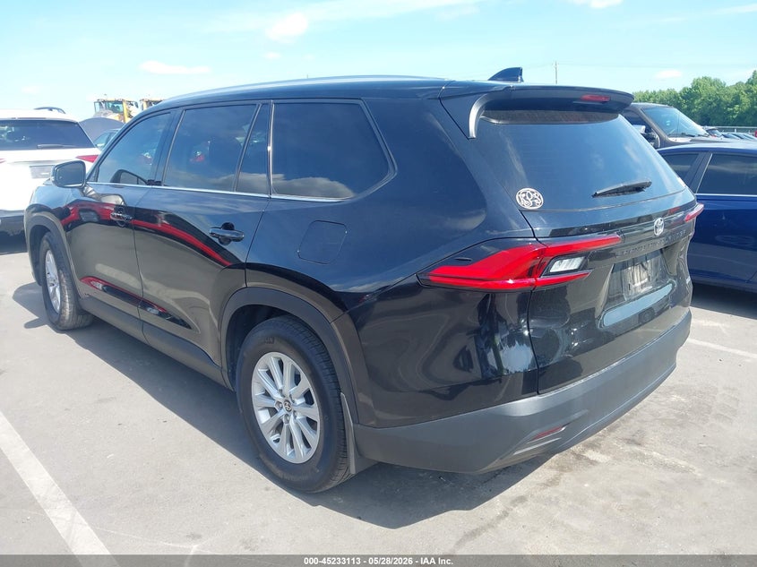 2024 Toyota Highlander VIN 5TDAAAA56RS015405 IAAI salvage auction — RIGHT FRONT, Salvage Title, sold $27,500 on 2026-07-08 (photo 3)