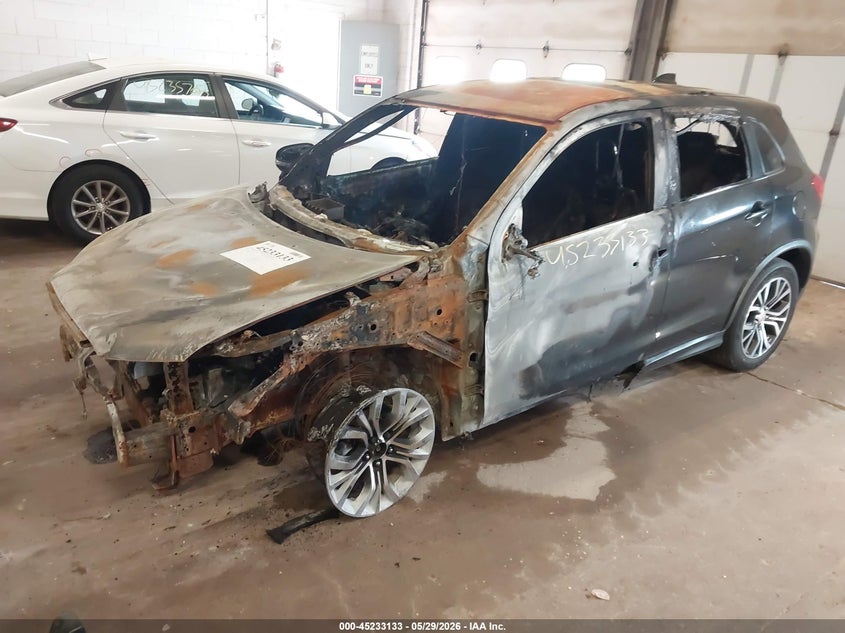 2018 Mitsubishi Outlander VIN JA4AP3AU4JU021747 IAAI salvage auction — INTERIOR BURN, Salvage Title, sold $25 on 2026-07-22 (photo 2)
