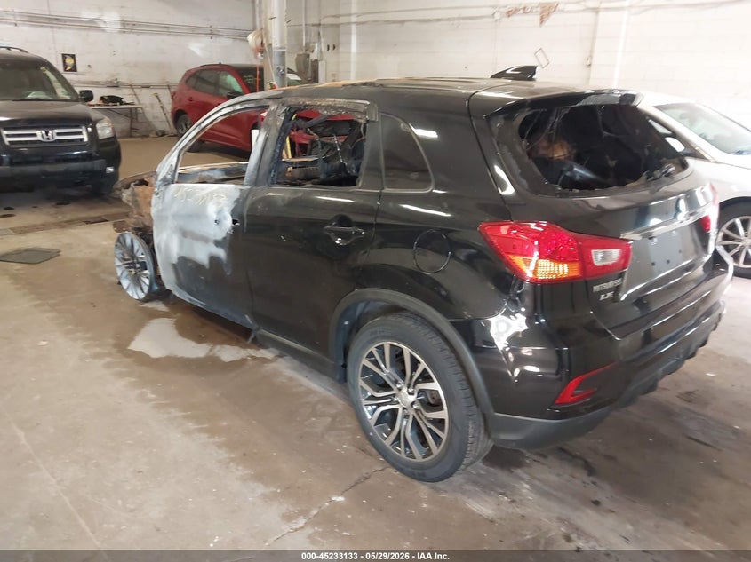 2018 Mitsubishi Outlander VIN JA4AP3AU4JU021747 IAAI salvage auction — INTERIOR BURN, Salvage Title, sold $25 on 2026-07-22 (photo 3)