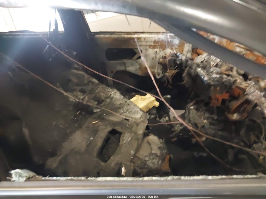 2018 Mitsubishi Outlander VIN JA4AP3AU4JU021747 IAAI salvage auction — INTERIOR BURN, Salvage Title, sold $25 on 2026-07-22 (photo 5)